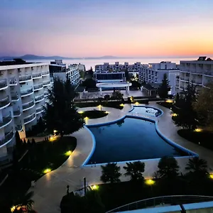 atlantis-resort-sea-view.sozopol-hotels.com/