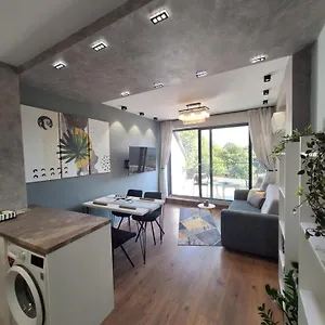 cloud-6-top-center360-viewfree-private-parking.plovdiv-hotels.com/