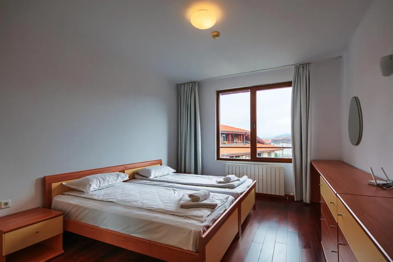 בנסקו Bellevue Residence Apartments מלון דירות